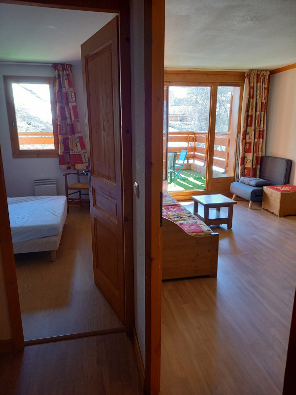 VUE ENTREE - APPARTEMENT DRYADE 002 - VALLOIRE LES CHARBONNIERES - VALLOIRE RESERVATIONS VUE ENTREE - APPARTEMENT DRYADE 002 - VALLOIRE LES CHARBONNIERES - VALLOIRE RESERVATIONS