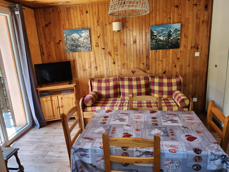 SALON - APPARTEMENT LES SORBIERS N°1 - VALLOIRE CENTRE SALON - APPARTEMENT LES SORBIERS N°1 - VALLOIRE CENTRE