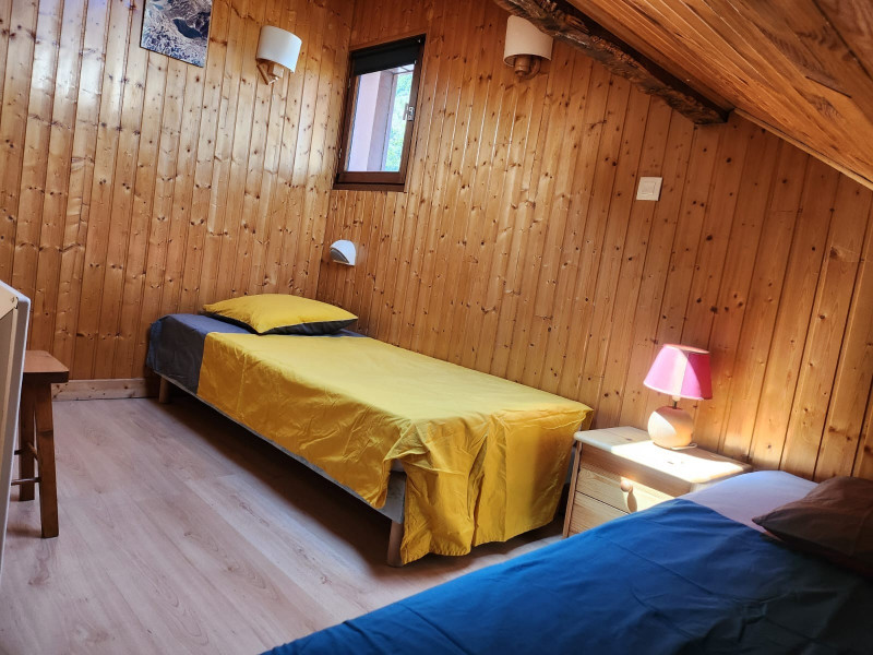 CHAMBRE - APPARTEMENT LES SORBIERS N°1 - VALLOIRE CENTRE CHAMBRE - APPARTEMENT LES SORBIERS N°1 - VALLOIRE CENTRE