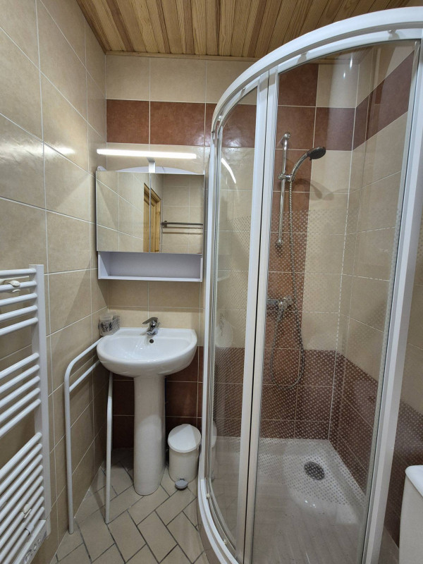 SALLE D'EAU - APPARTEMENT LE THYMEL 70 - VALLOIRE LES VERNEYS - VALLOIRE RESERVATIONS SALLE D'EAU - APPARTEMENT LE THYMEL 70 - VALLOIRE LES VERNEYS - VALLOIRE RESERVATIONS