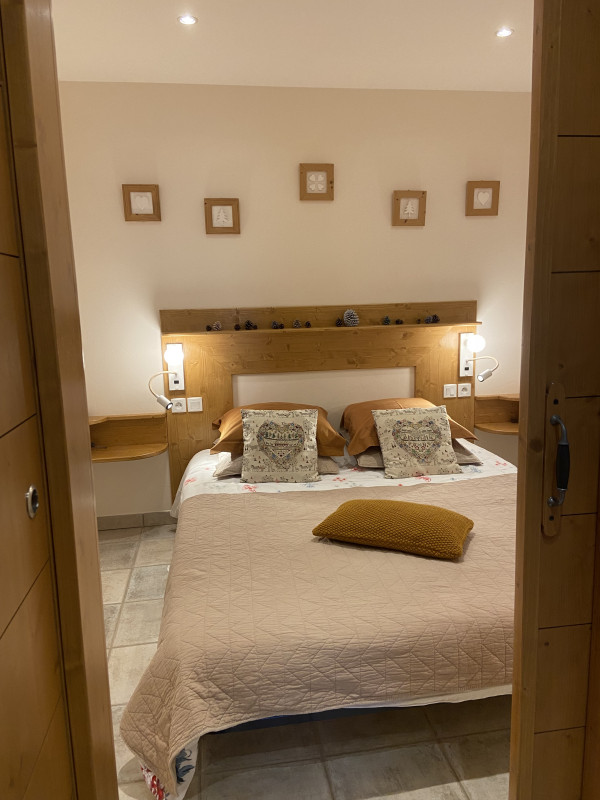 CHAMBRE - CASAREVA - VALLOIRE LE SERROZ - VALLOIRE RESERVATIONS CHAMBRE - CASAREVA - VALLOIRE LE SERROZ - VALLOIRE RESERVATIONS