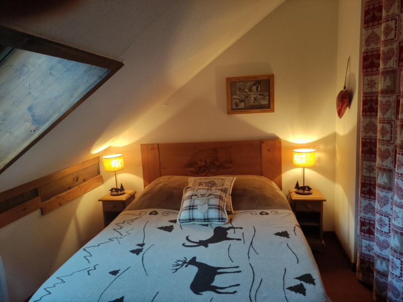 CHAMBRE - APPARTEMENT LES VALMONTS DAPHNE 63 - LES CHARBONNIERES VALLOIRE CHAMBRE - APPARTEMENT LES VALMONTS DAPHNE 63 - LES CHARBONNIERES VALLOIRE