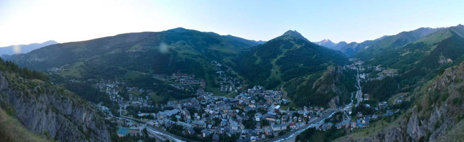 Webcam Valloire, village (depuis Poingt Ravier)
